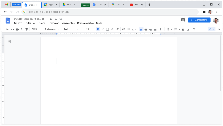 Janela do navegador Chrome exibindo a combinação de várias guias em um grupo de guias.